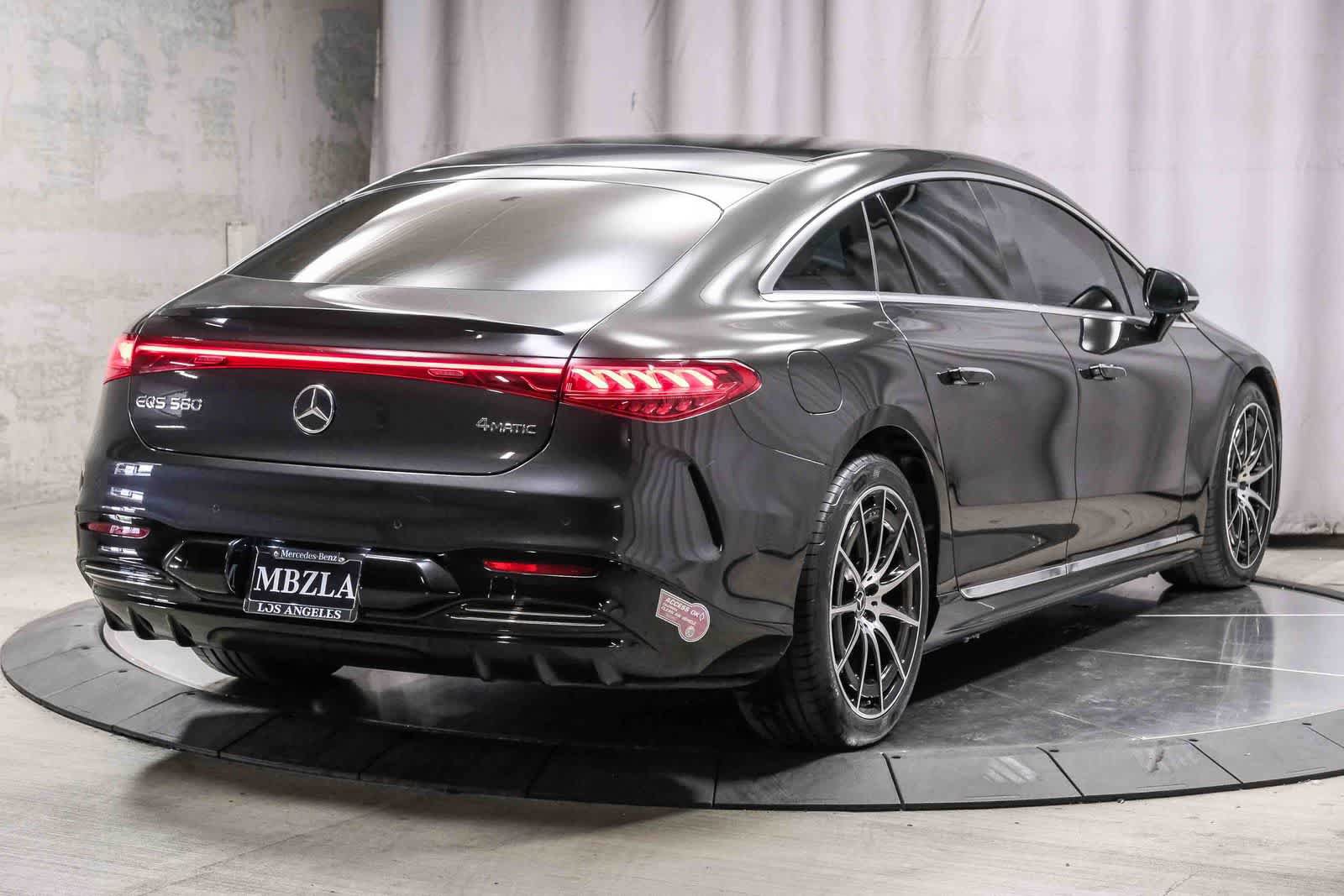Certified 2024 Mercedes-Benz EQS 580 4MATIC Sedan image 4