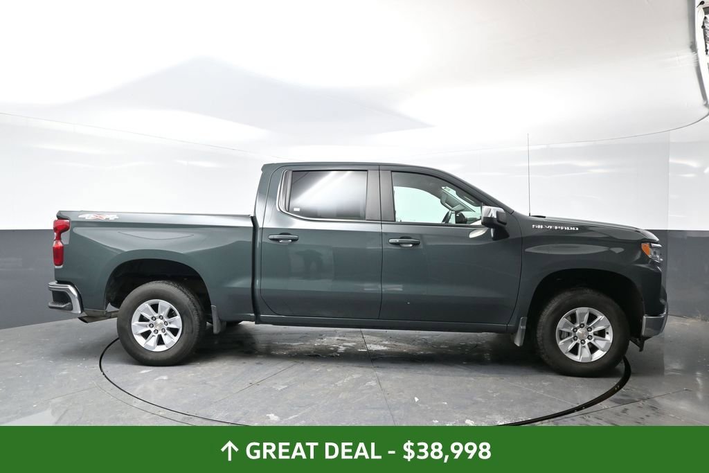 Used 2025 Chevrolet Silverado 1500 LT image 4