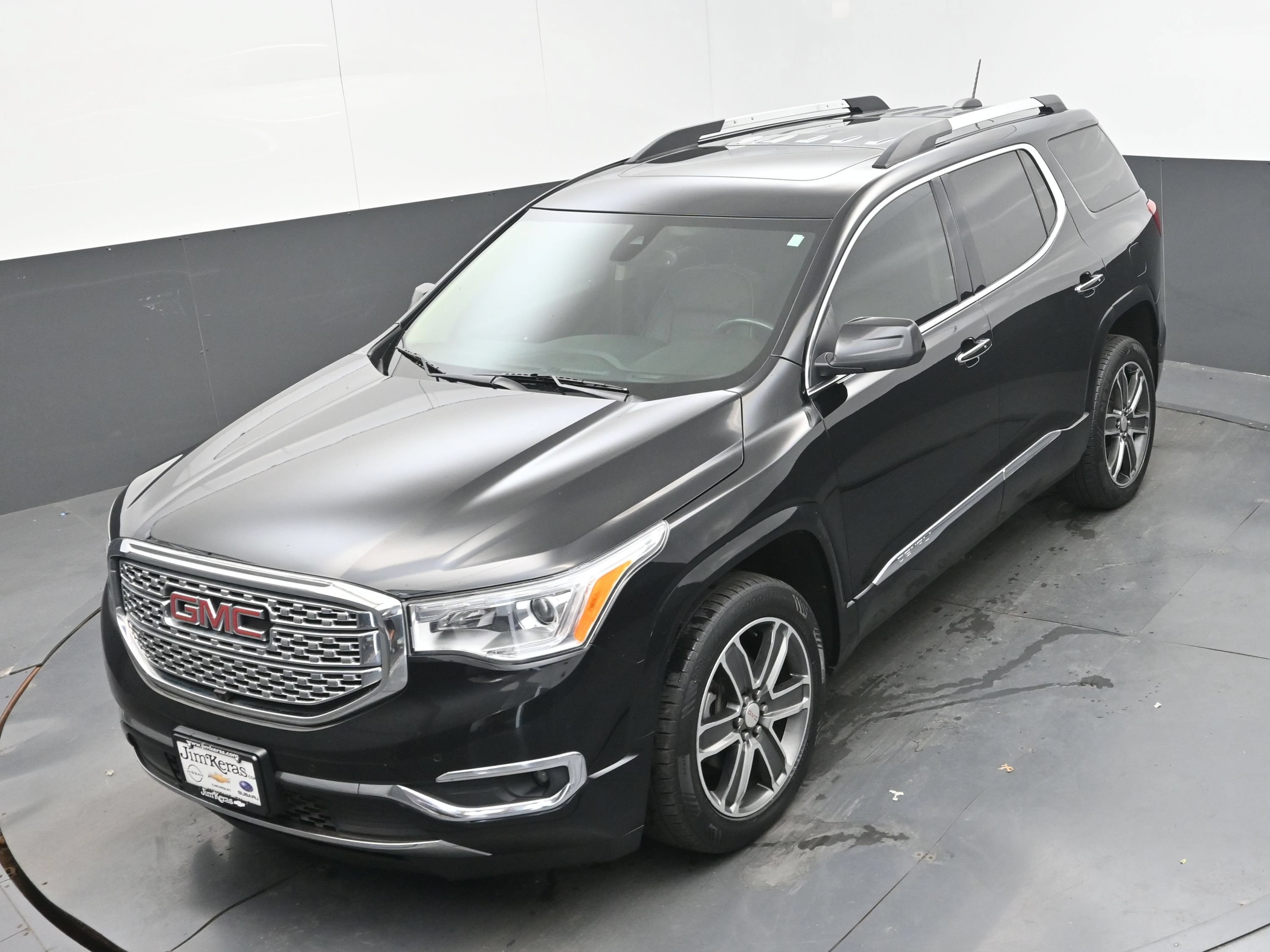 Used 2018 GMC Acadia Denali w/ Technology Package AWD/4WD image 30