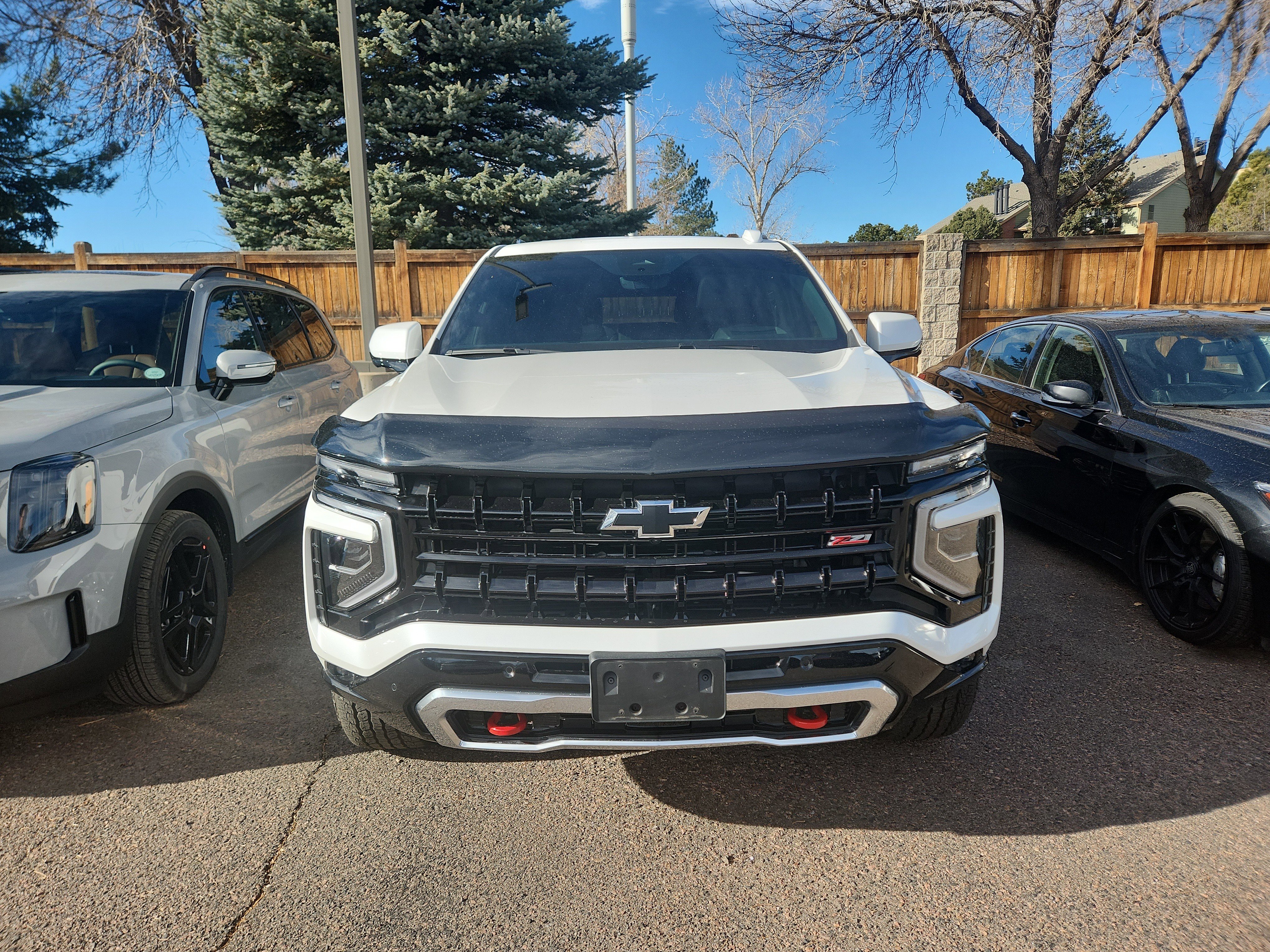 Used 2025 Chevrolet Suburban Z71 w/ Z71 Off-Road Package image 2