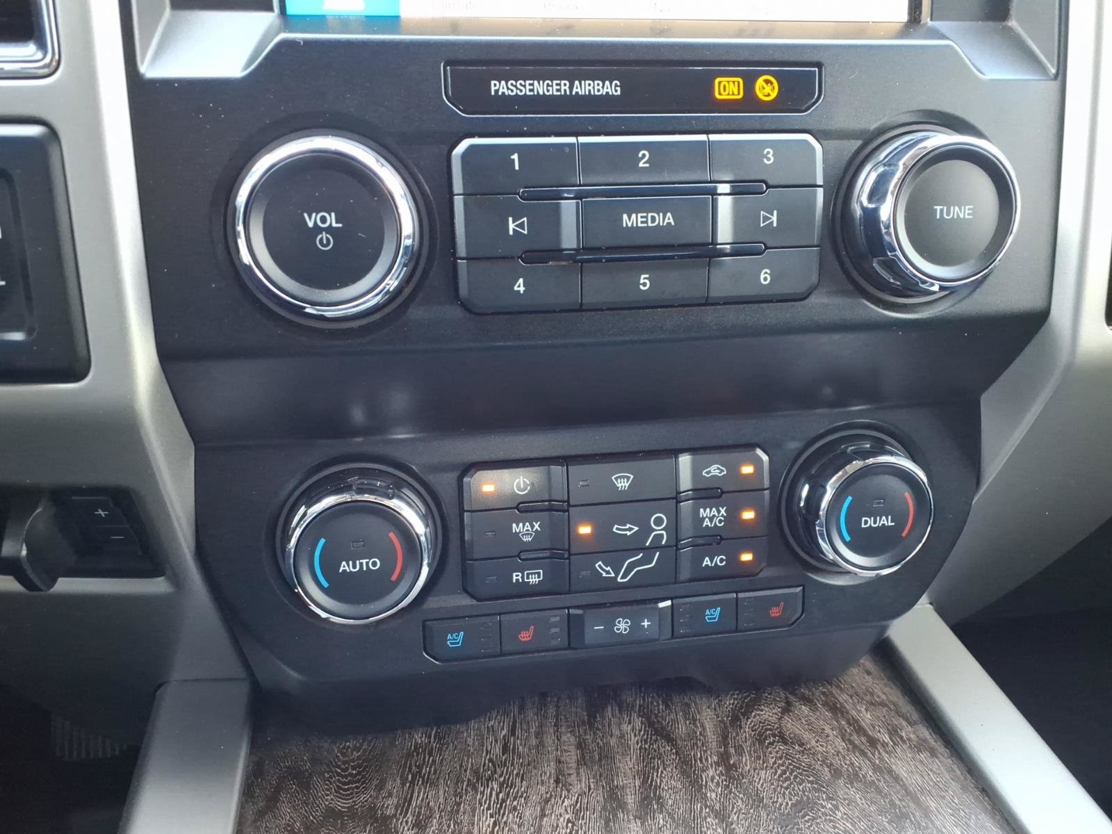 Used 2019 Ford F250 Lariat w/ Lariat Value Package AWD/4WD image 25