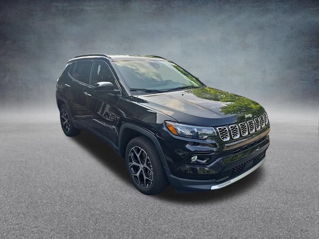 Used 2024 Jeep Compass Limited AWD/4WD image 10