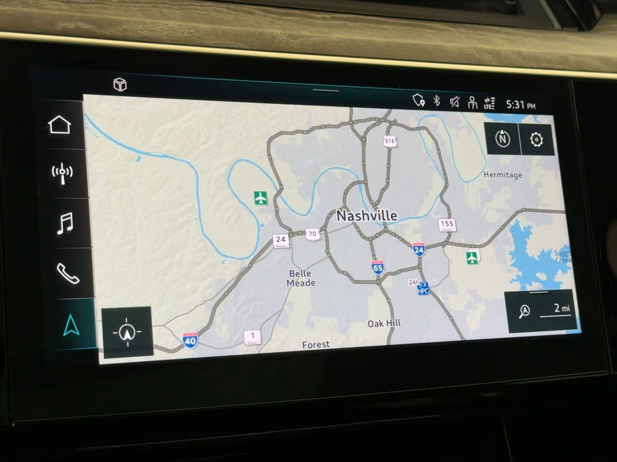 Used 2022 Audi e-tron Premium w/ Convenience Plus Package image 24