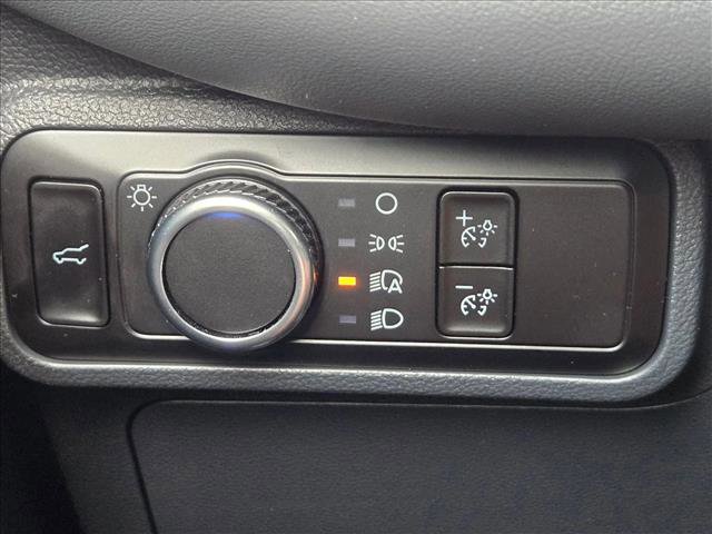 Used 2025 Ford Explorer Active image 11
