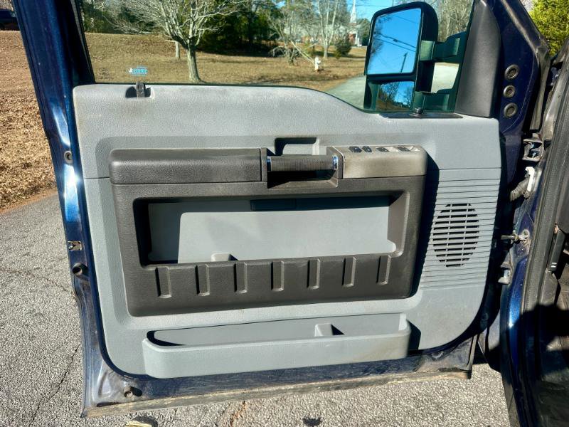 Used 2013 Ford F250 XLT w/ XLT Value Pkg image 6