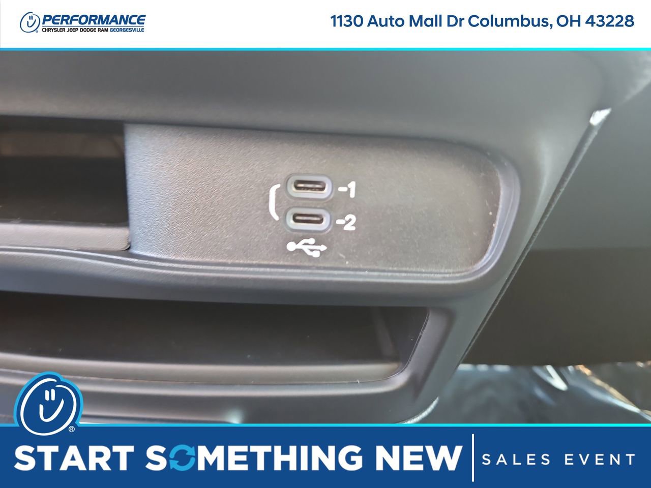 New 2026 Chrysler Pacifica Select image 27