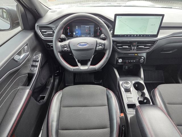 Used 2025 Ford Escape ST-Line w/ Tech Pack #1 FWD image 13