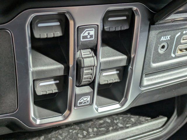 New 2026 Jeep Gladiator Sport image 20