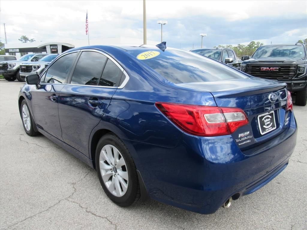 Used 2017 Subaru Legacy 2.5i Premium AWD/4WD image 5
