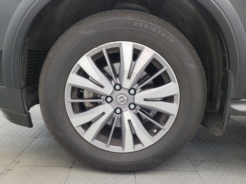 Used 2020 Nissan Pathfinder SL AWD/4WD image 31