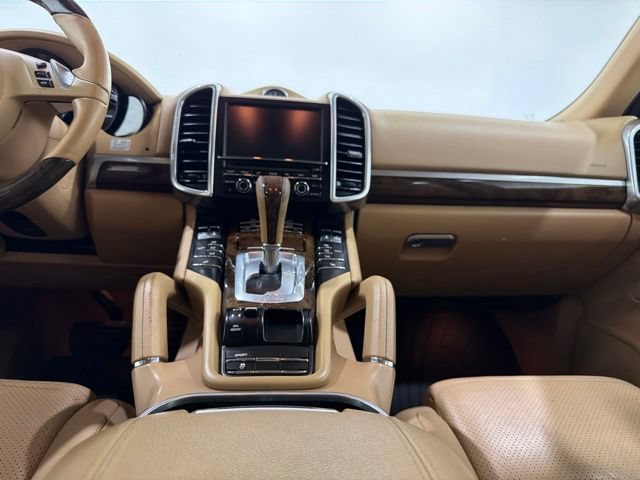 Used 2014 Porsche Cayenne Diesel AWD/4WD image 35