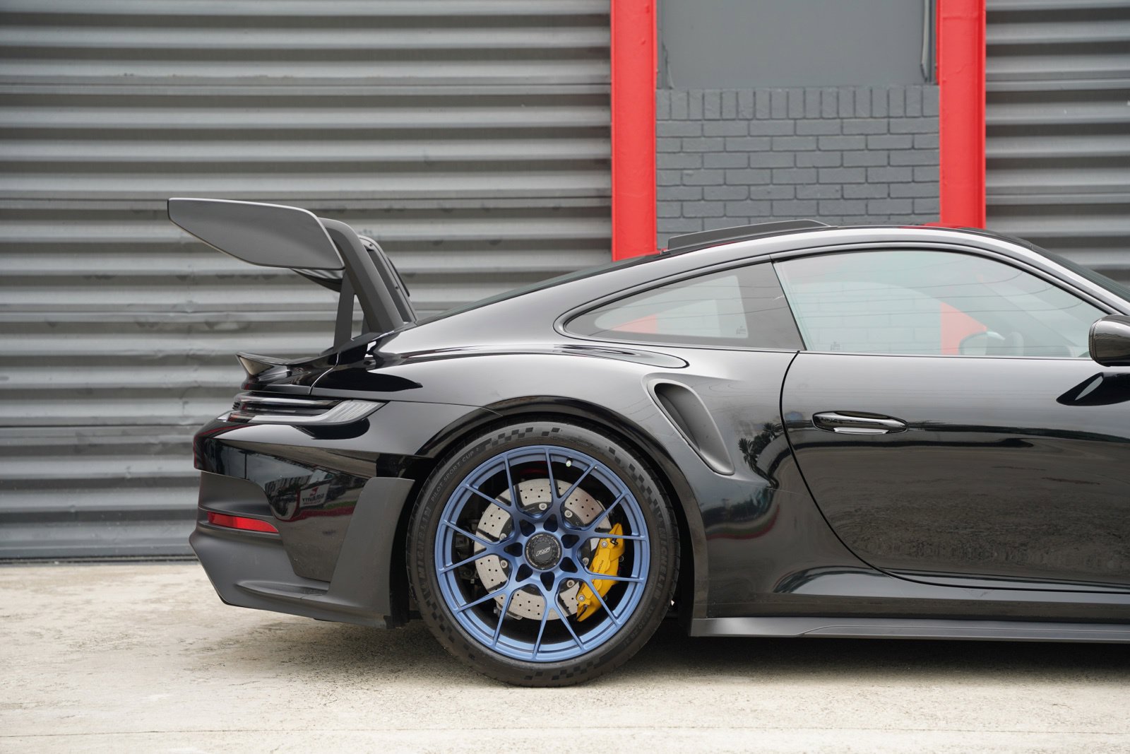 Used 2024 Porsche 911 GT3 RS RWD image 12