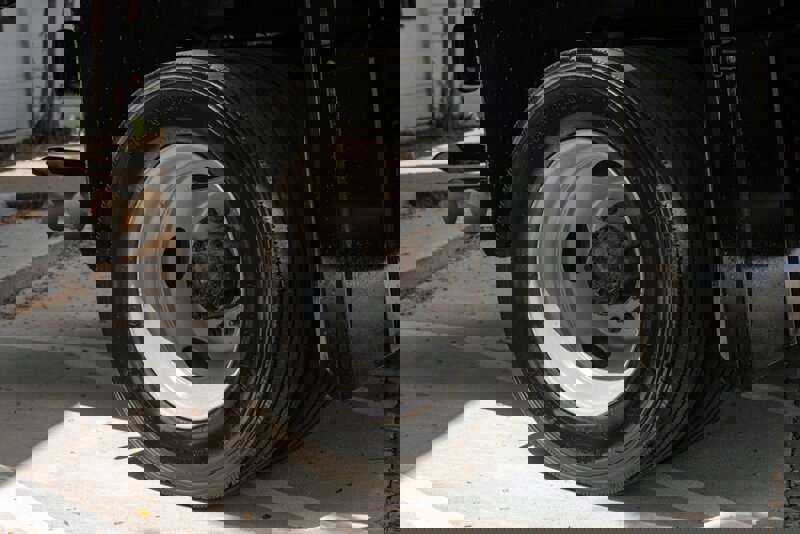 Used 2015 Ford F550 4x4 Regular Cab Super Duty image 38