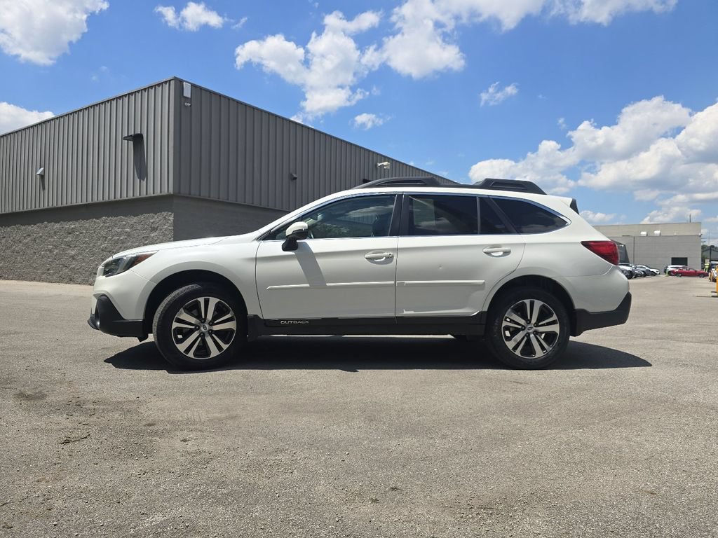 Used 2018 Subaru Outback 2.5i Limited AWD/4WD image 12