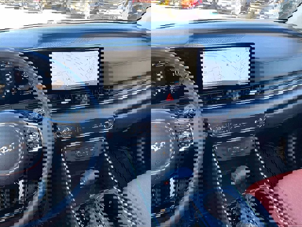 New 2026 Kia Carnival EX image 13