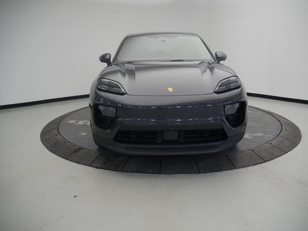 Certified 2026 Porsche Macan 4 Electric AWD/4WD image 10