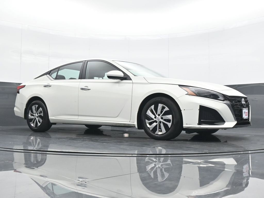 Used 2023 Nissan Altima 2.5 S image 23