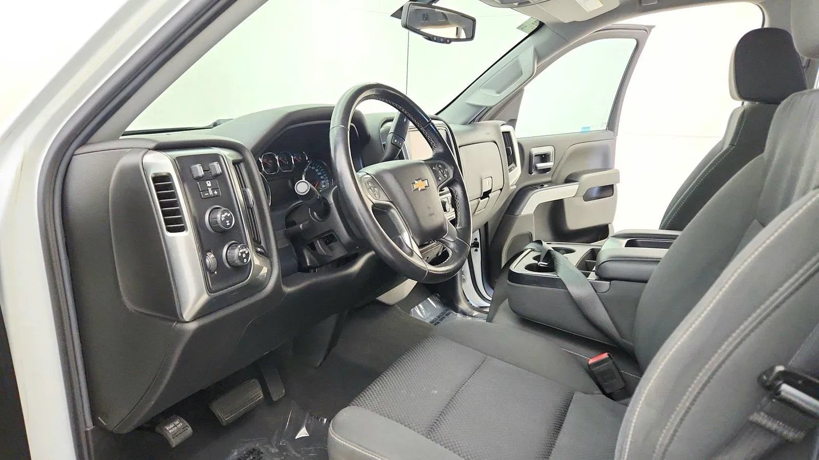 Used 2019 Chevrolet Silverado 1500 LT w/ All Star Edition AWD/4WD image 16