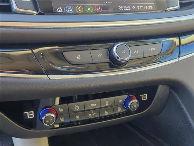 Used 2022 Buick Enclave Avenir w/ Avenir Technology Package AWD/4WD image 19