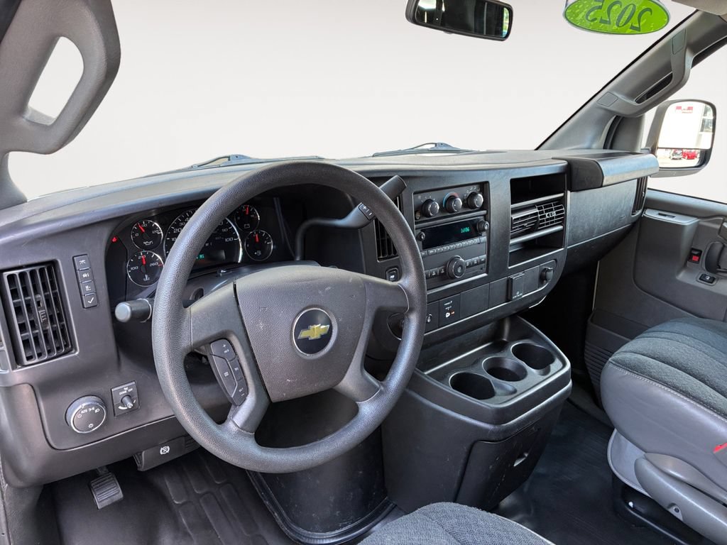 Used 2025 Chevrolet Express 2500 w/ Driver Convenience Package RWD image 10