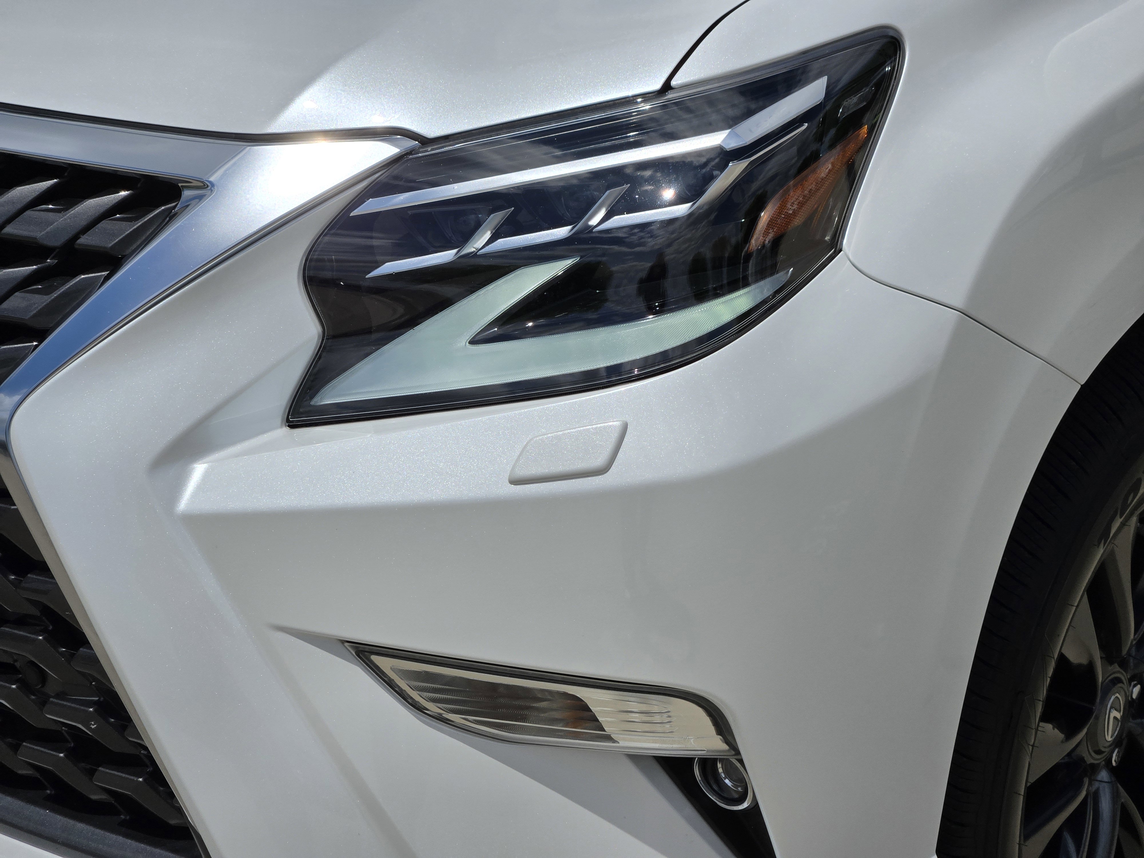 Used 2023 Lexus GX 460 Premium w/ Premium Plus Package AWD/4WD image 11