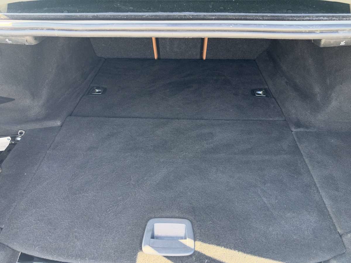 Used 2018 BMW 530e RWD image 18