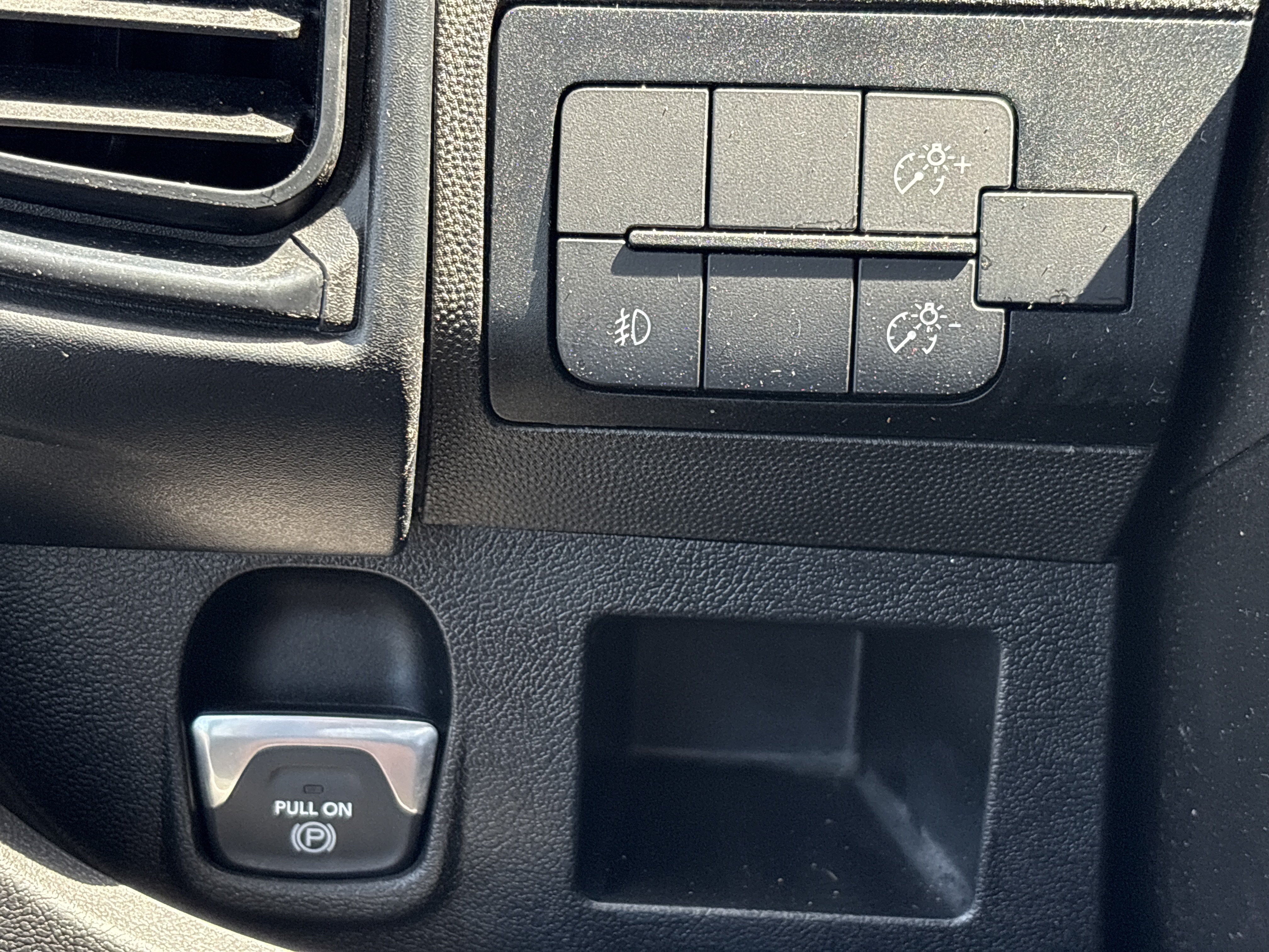 Used 2025 RAM ProMaster 2500 w/ Convenience Group FWD image 30