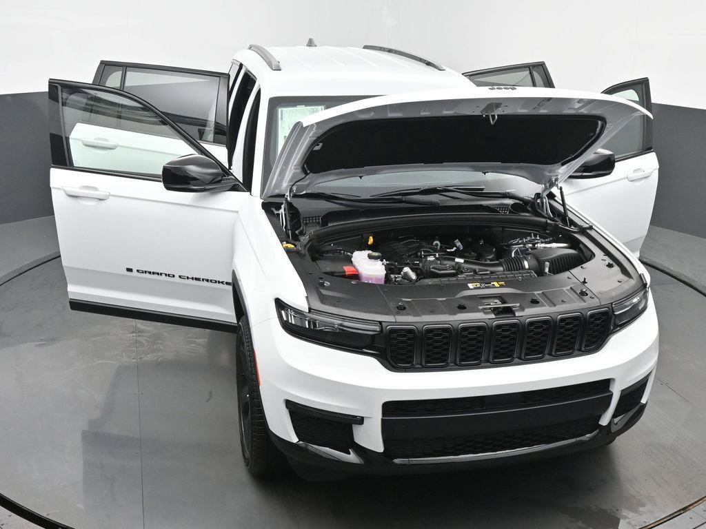 New 2025 Jeep Grand Cherokee L Limited image 64