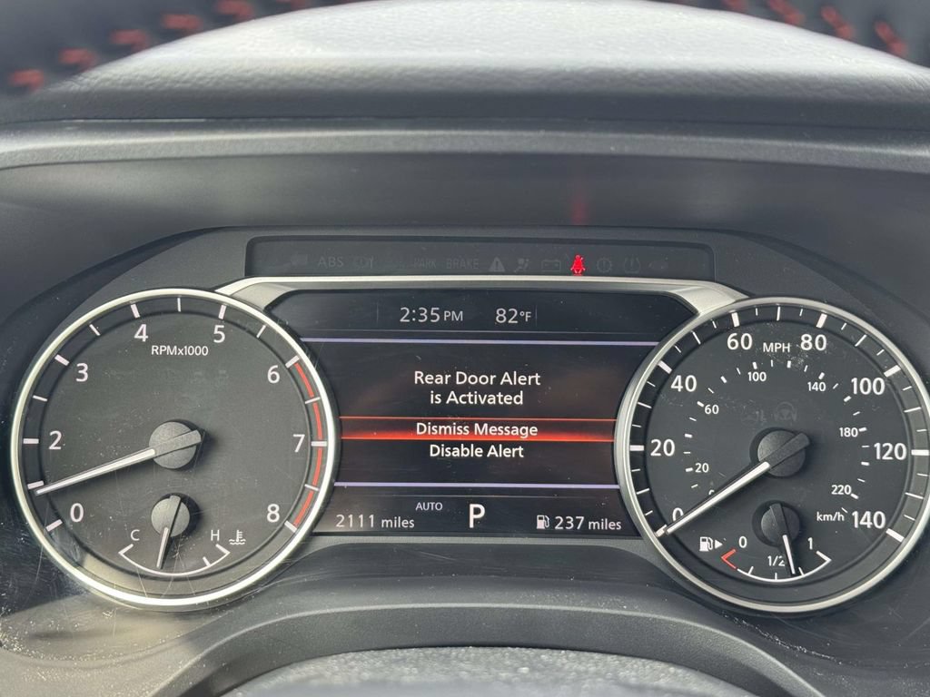 Used 2025 Nissan Rogue SV AWD/4WD image 14