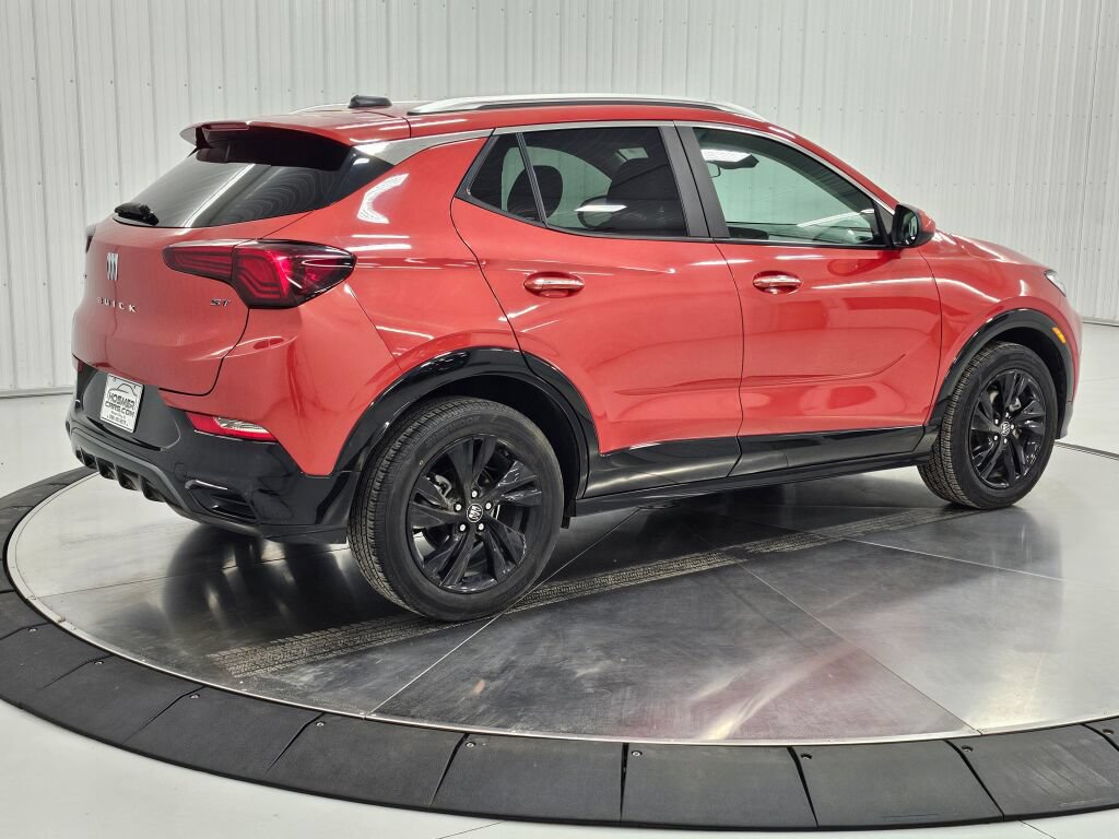 Used 2024 Buick Encore GX Sport Touring FWD image 5