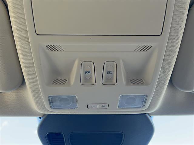 Used 2020 Ford Escape Titanium w/ Titanium Premium Package 2.0 AWD/4WD image 25