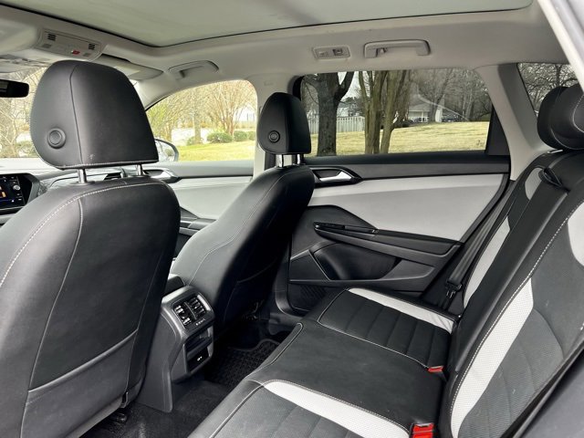 Used 2022 Volkswagen Taos SEL w/ Panoramic Sunroof Package image 14