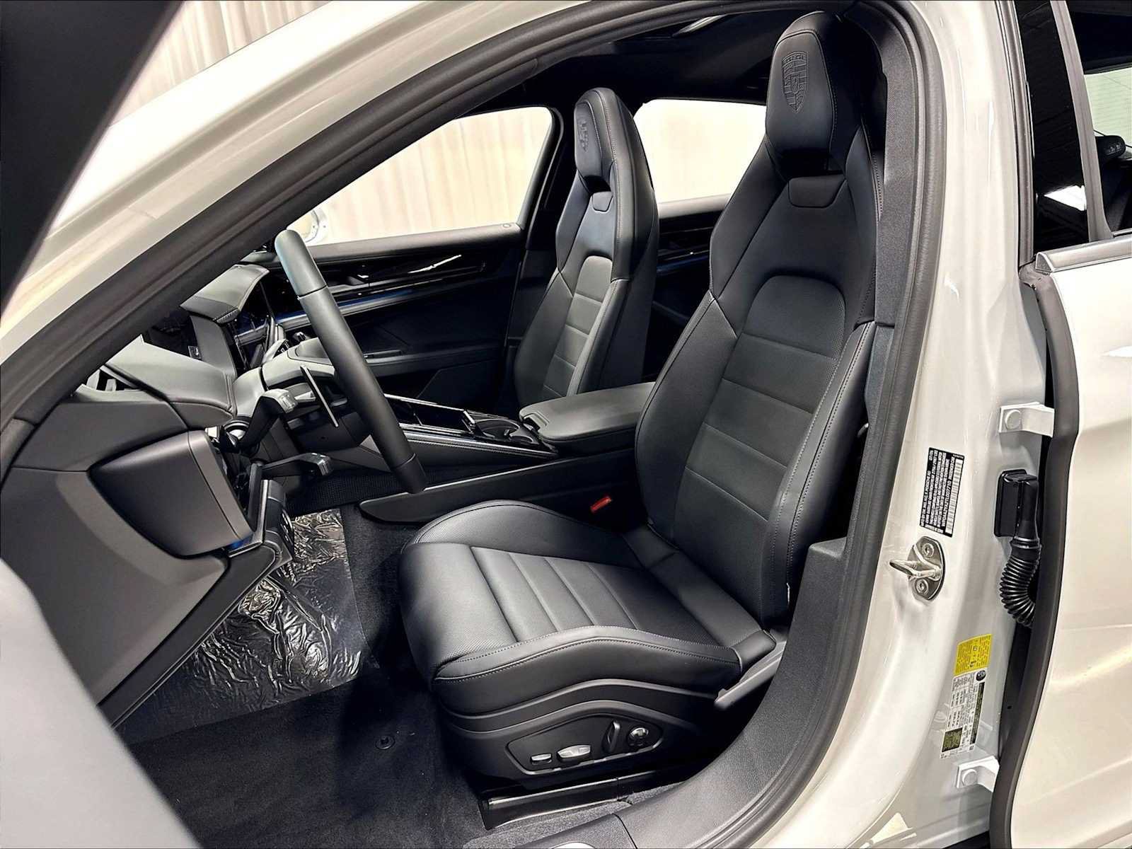 New 2026 Porsche Panamera 4 AWD/4WD image 5