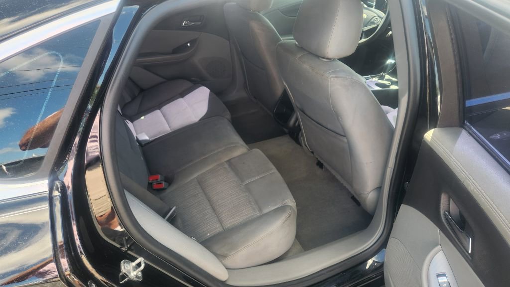 Used 2014 Chevrolet Impala LS w/ LS Convenience Package FWD image 17