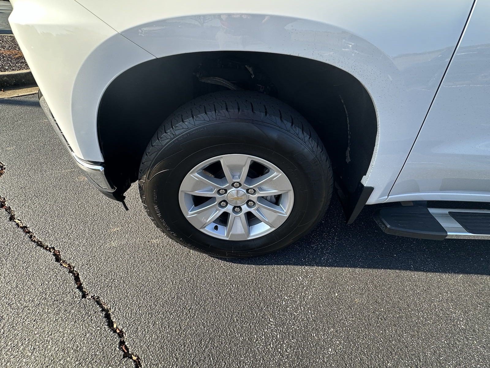 Used 2021 Chevrolet Silverado 1500 LT w/ Convenience Package II AWD/4WD image 12