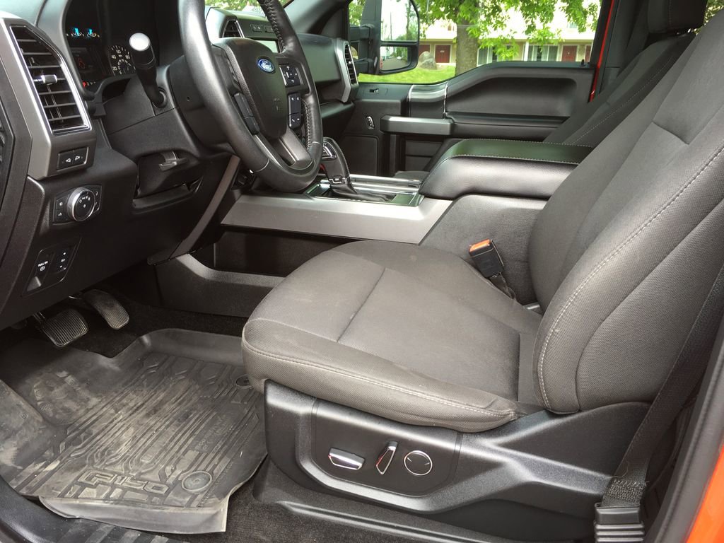 Used 2018 Ford F150 XLT w/ Equipment Group 302A Luxury AWD/4WD image 24