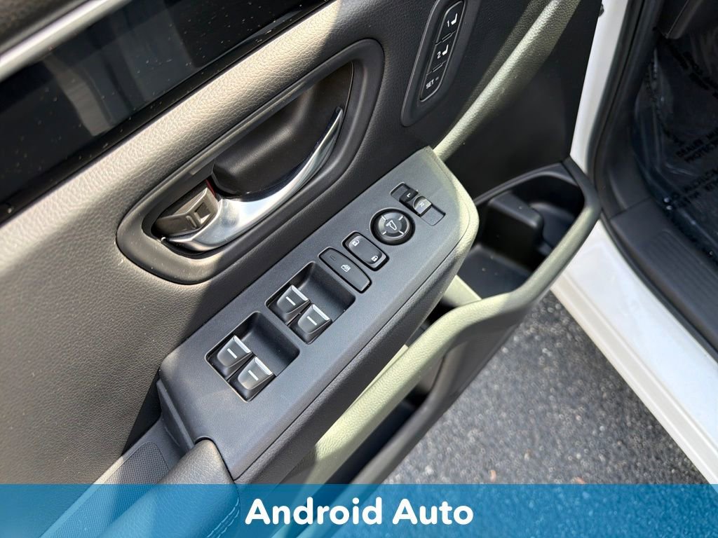 Used 2023 Honda Pilot Touring image 15