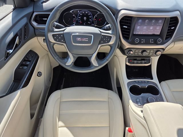 Used 2023 GMC Acadia Denali w/ Denali Technology Package FWD image 12