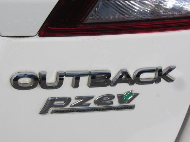 Used 2017 Subaru Outback 2.5i Limited image 8