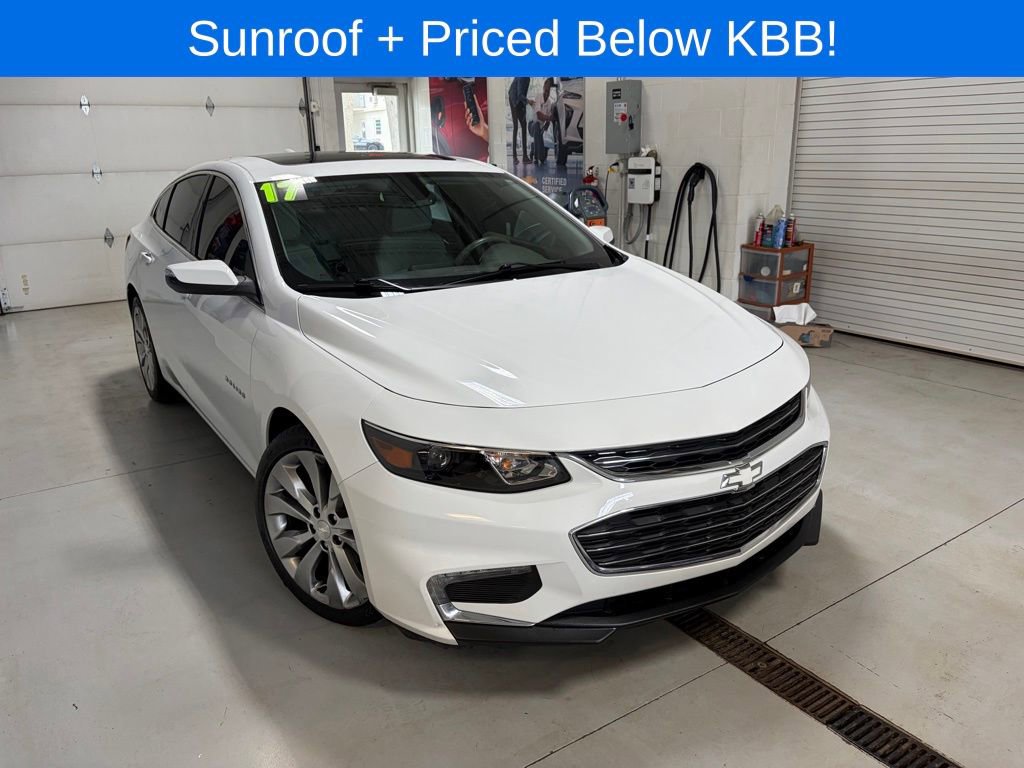 Used 2017 Chevrolet Malibu LT image 2