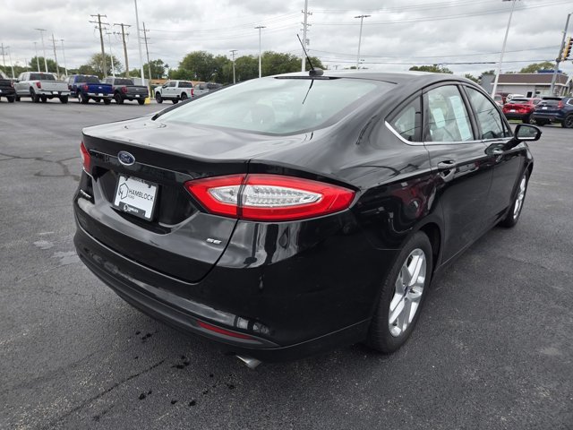 Used 2015 Ford Fusion SE FWD image 5
