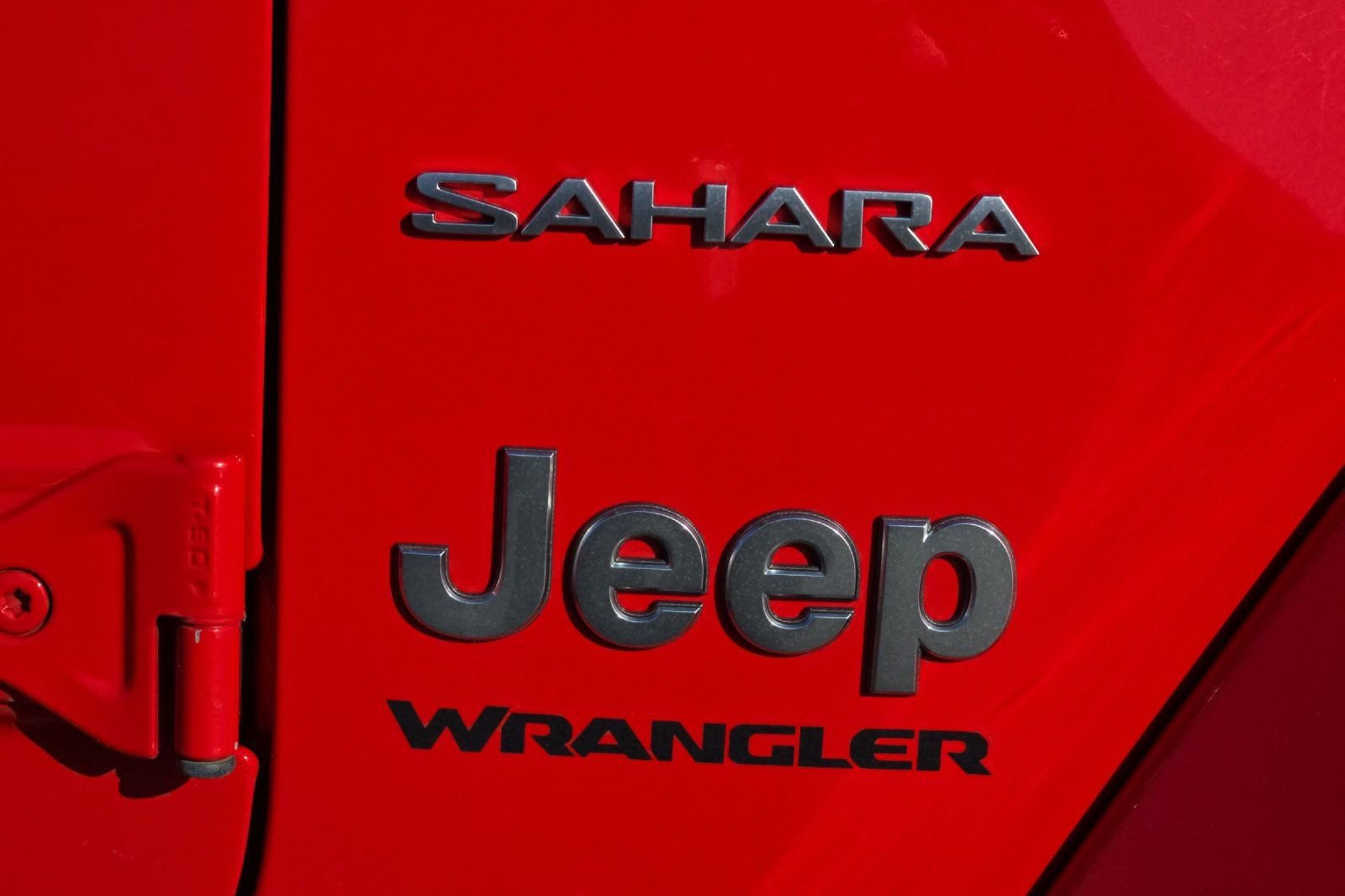Used 2023 Jeep Wrangler Sahara image 27
