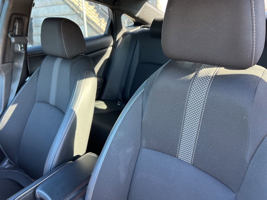 Used 2019 Honda Civic Sport image 8