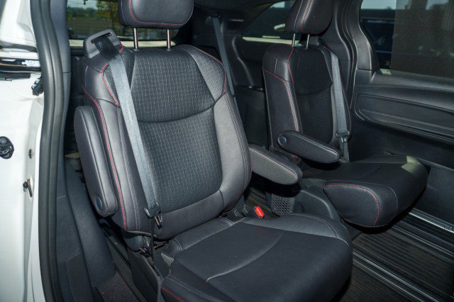 Used 2025 Toyota Sienna XSE w/ XSE Plus Package AWD/4WD image 22