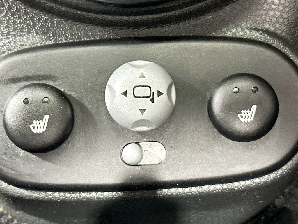 Used 2006 MINI Cooper Hardtop FWD image 18
