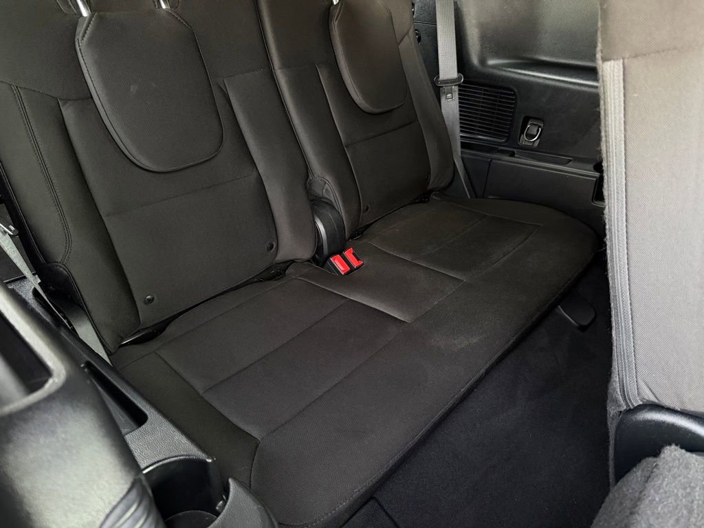 Used 2022 Ford Explorer XLT image 22