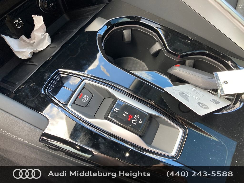 Used 2025 Audi Q5 Premium Plus w/ Premium Plus image 27