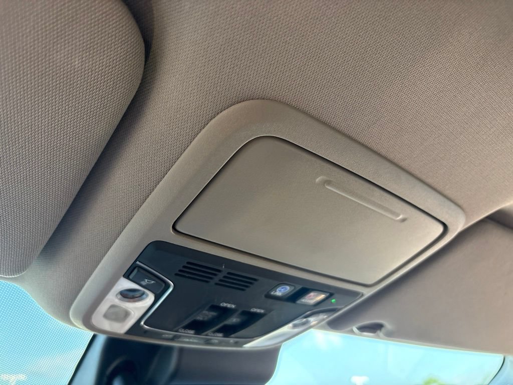 Used 2022 Honda Pilot Elite image 35