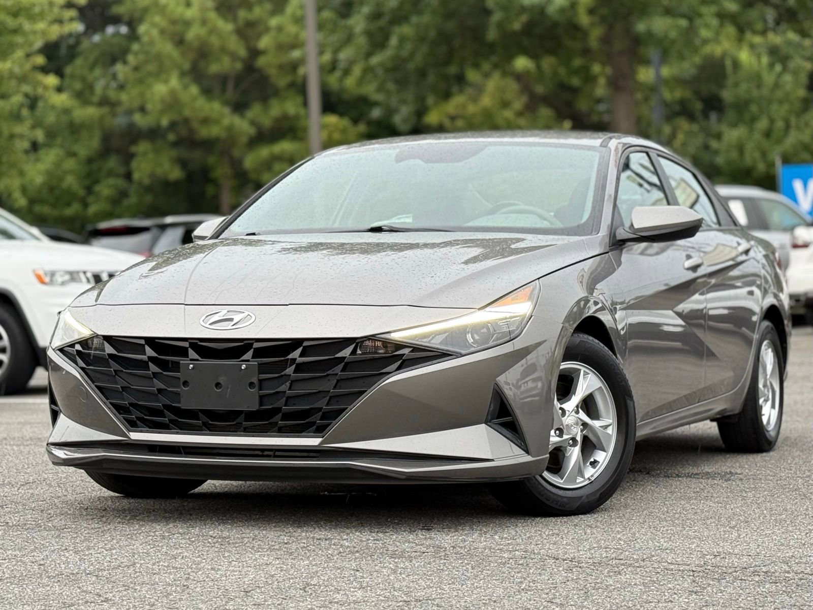 Used 2021 Hyundai Elantra SE