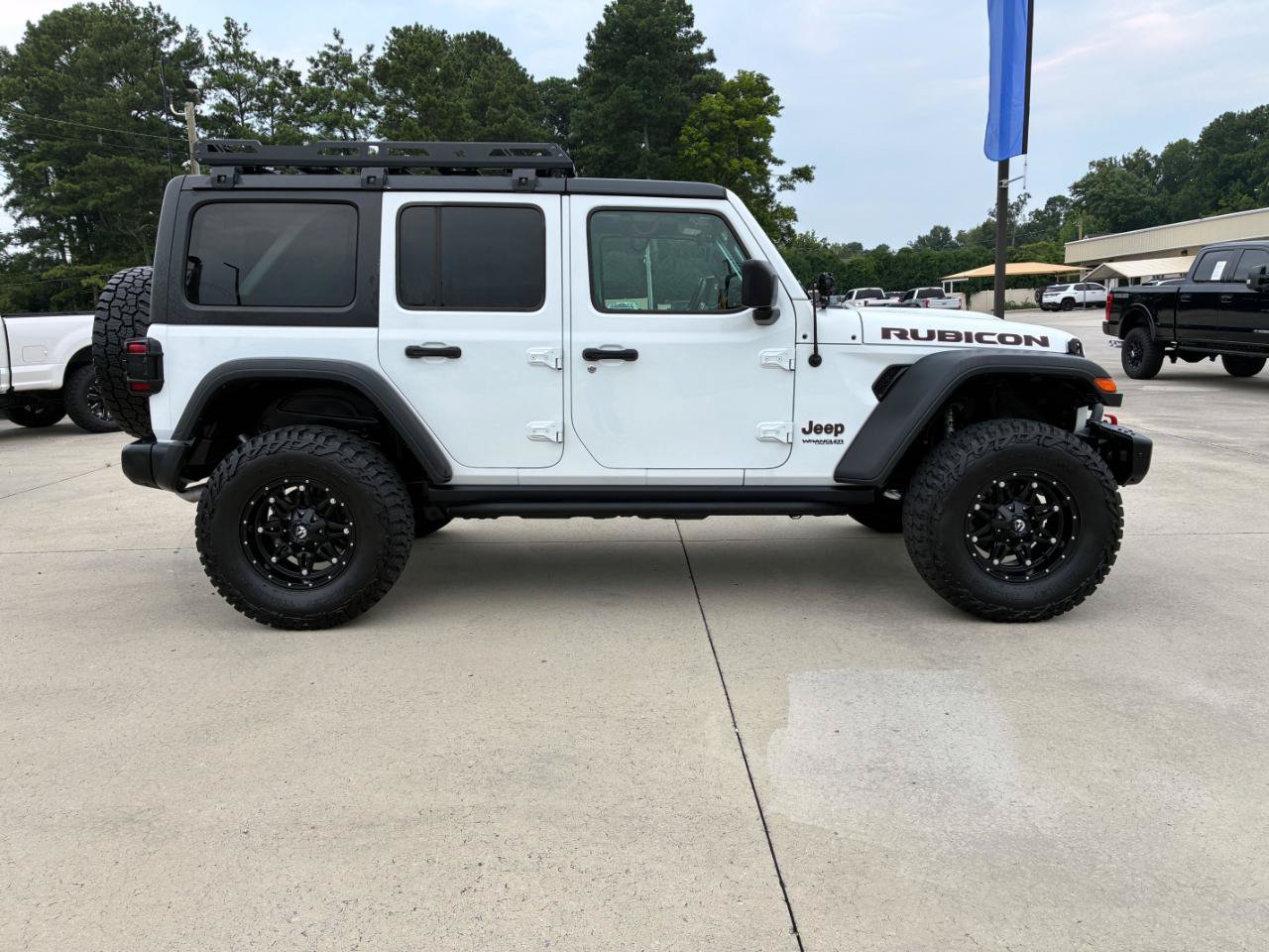 Used 2019 Jeep Wrangler Unlimited Rubicon AWD/4WD image 5